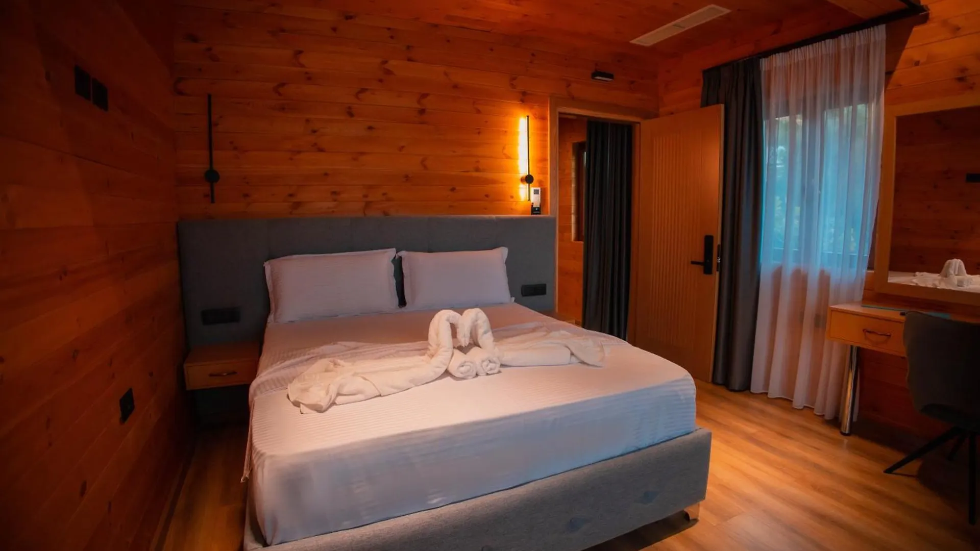 Hotel Shpija E Gjyshit Canaj