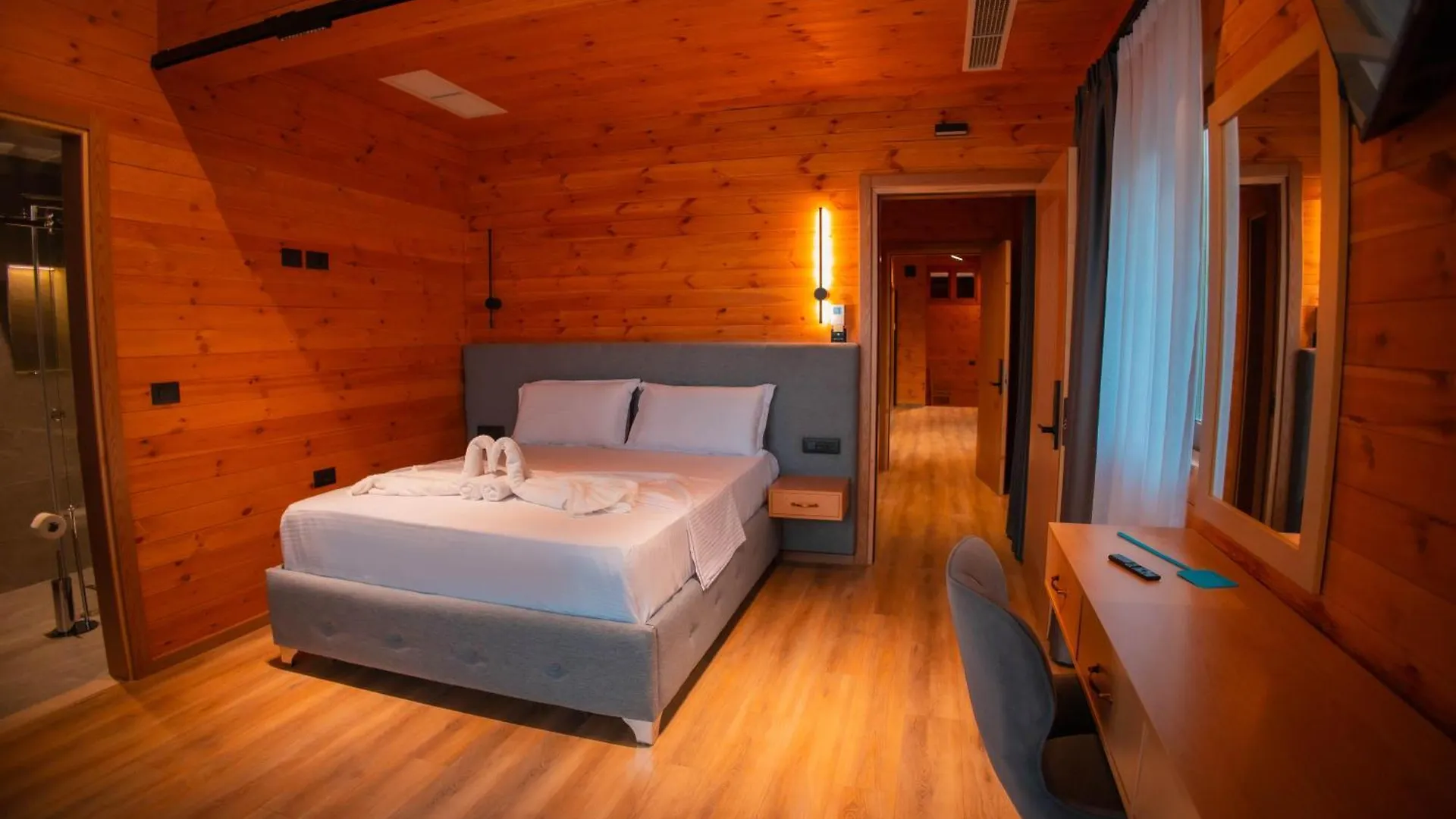 Hotel Shpija E Gjyshit Canaj 3*,  ألبانيا