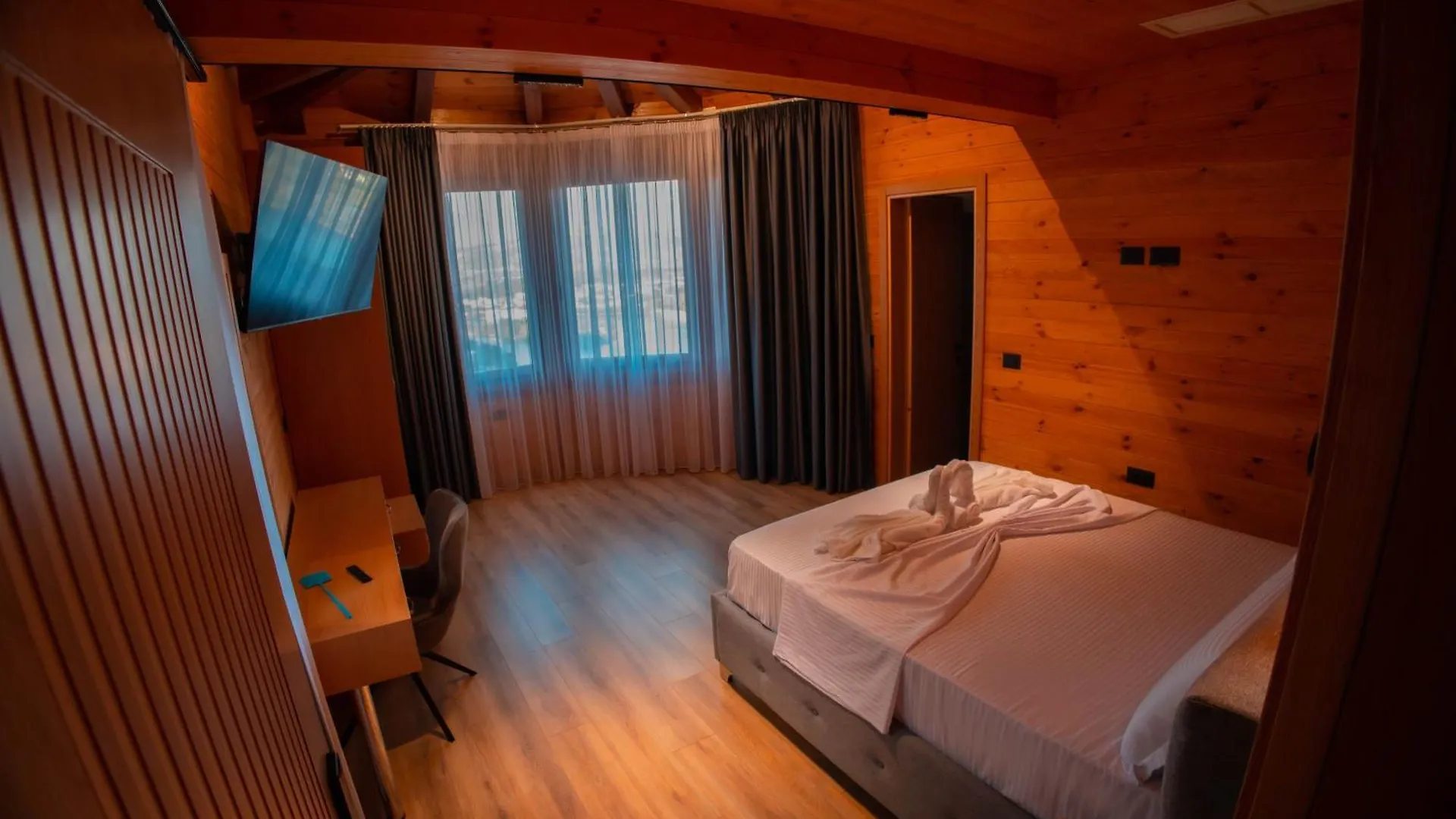Hotel Shpija E Gjyshit Canaj