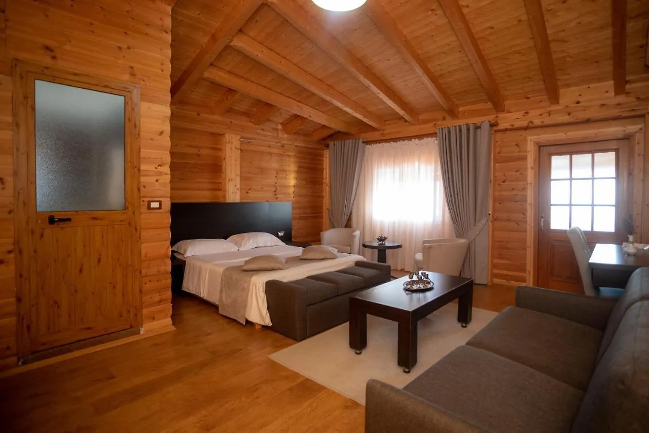 Hotel Shpija E Gjyshit Canaj