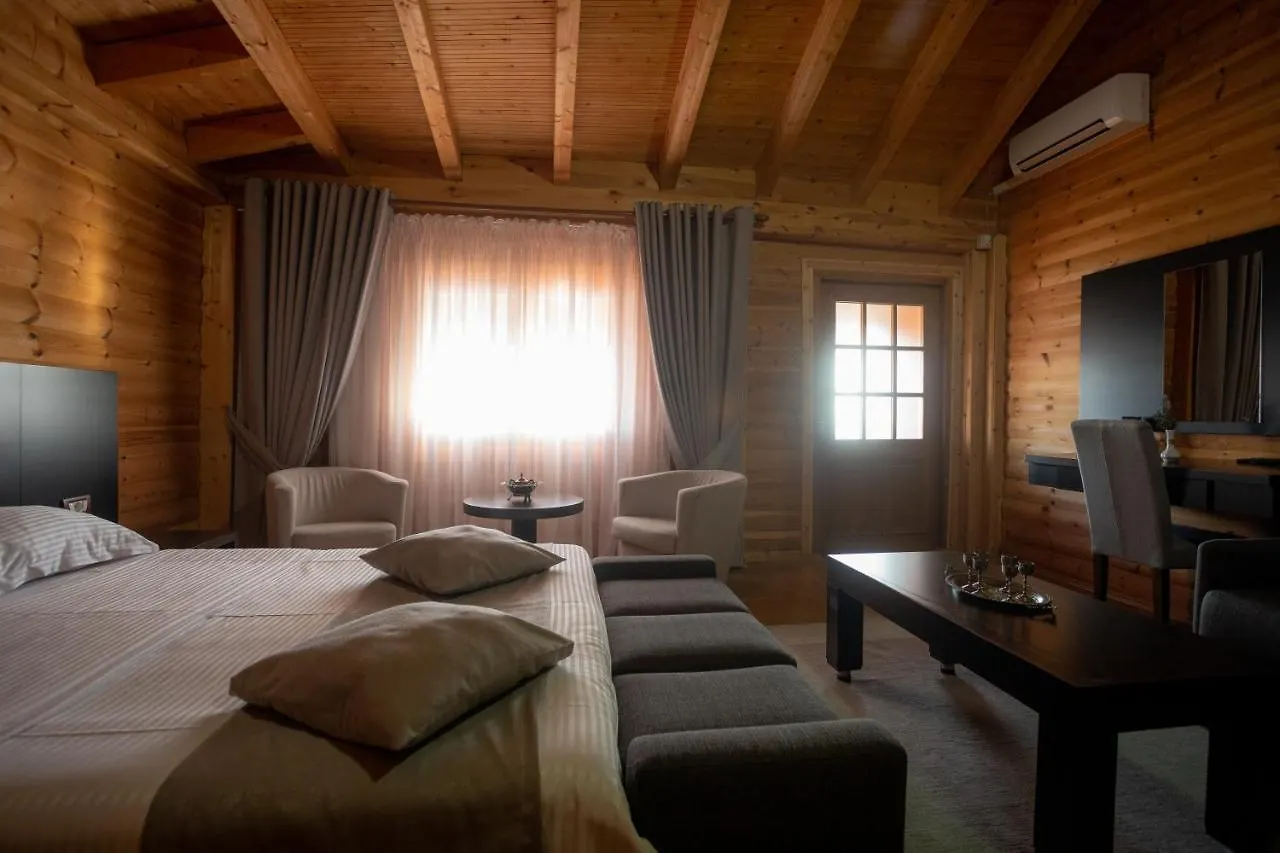 Hotel Shpija E Gjyshit Canaj