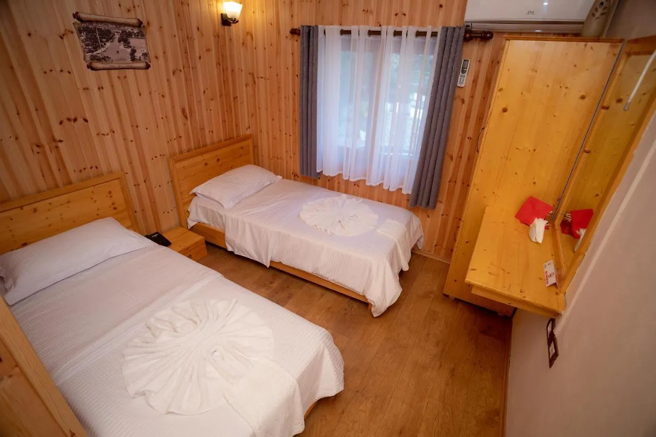 Hotel Shpija E Gjyshit Canaj
