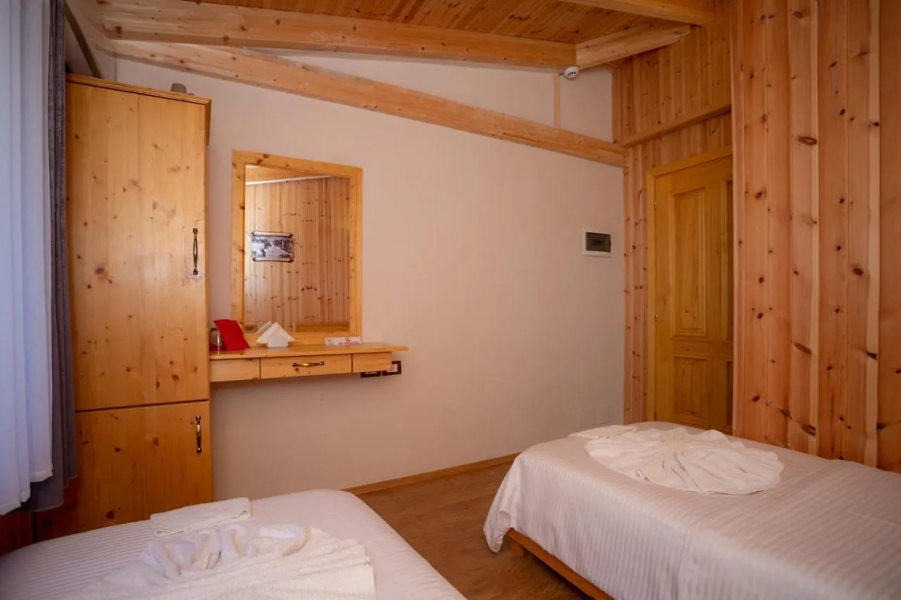 Hotel Shpija E Gjyshit Canaj Albania