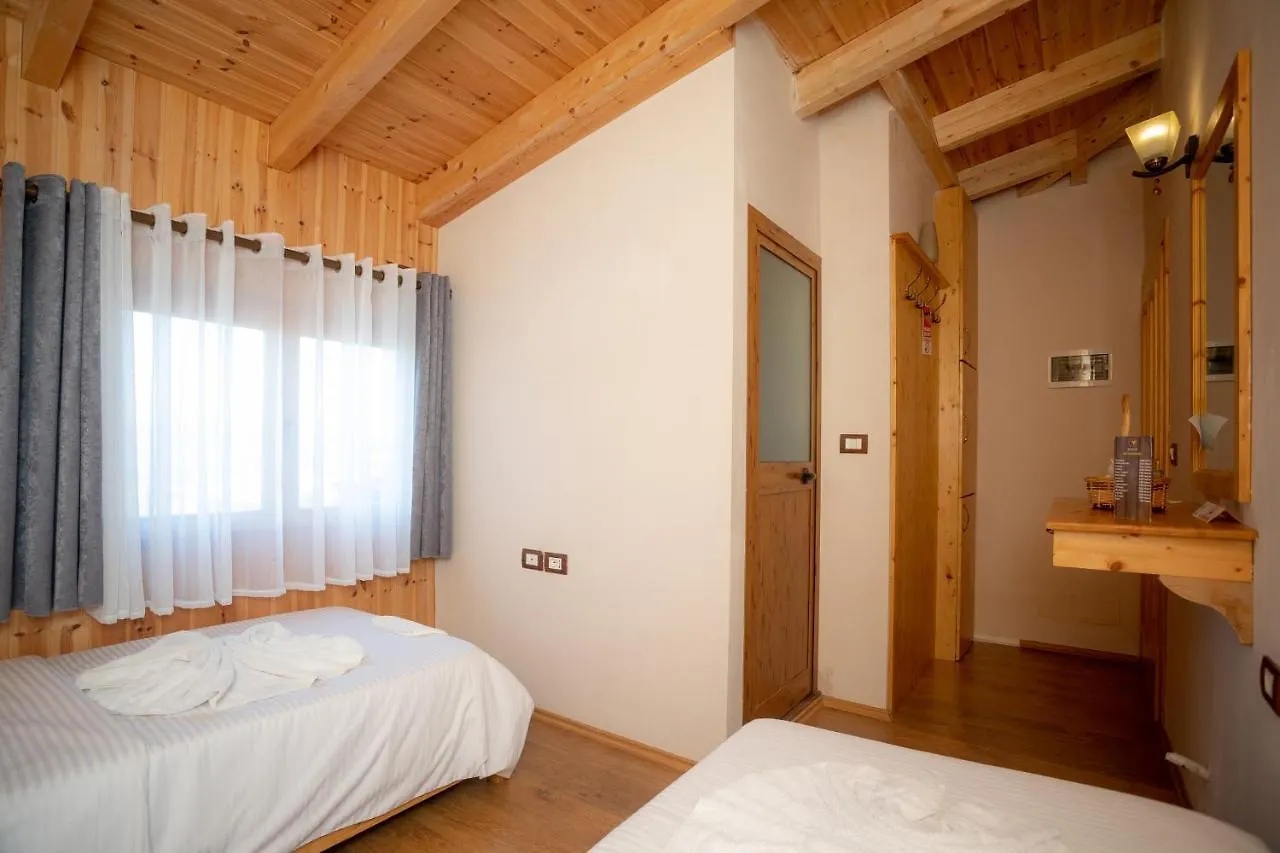 Hotel Shpija E Gjyshit Canaj