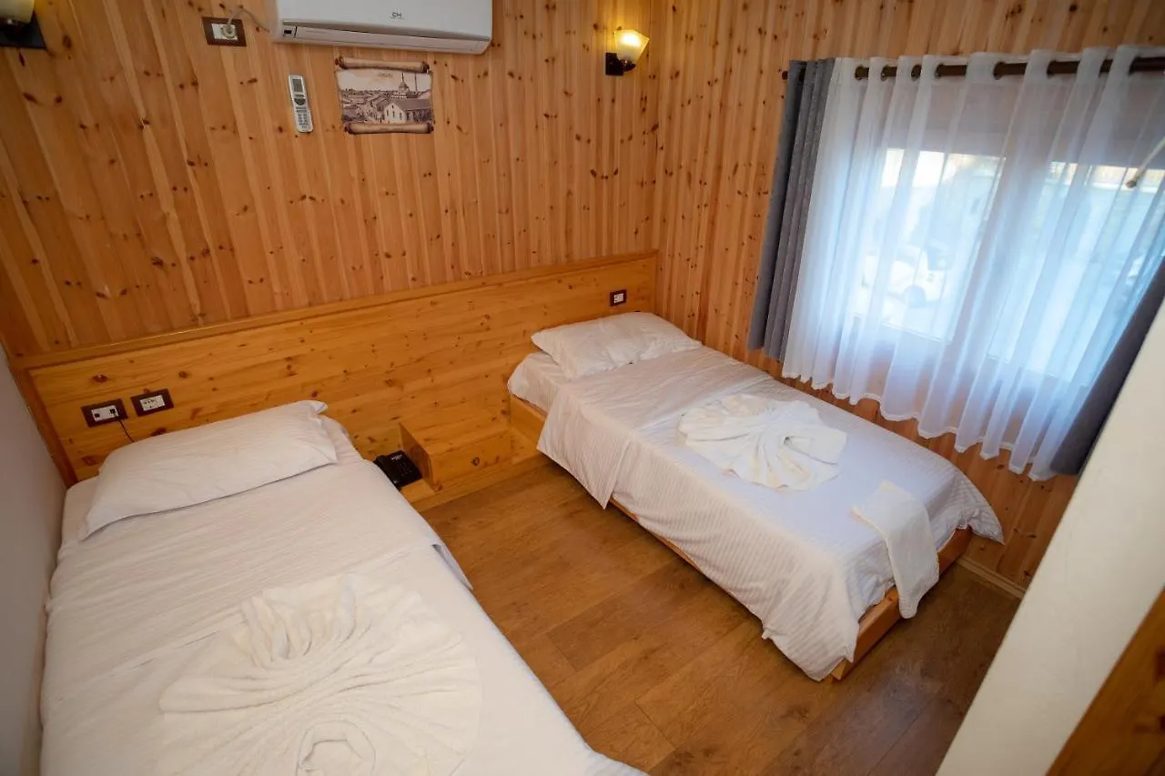 ***  Hotel Shpija E Gjyshit Canaj Albania