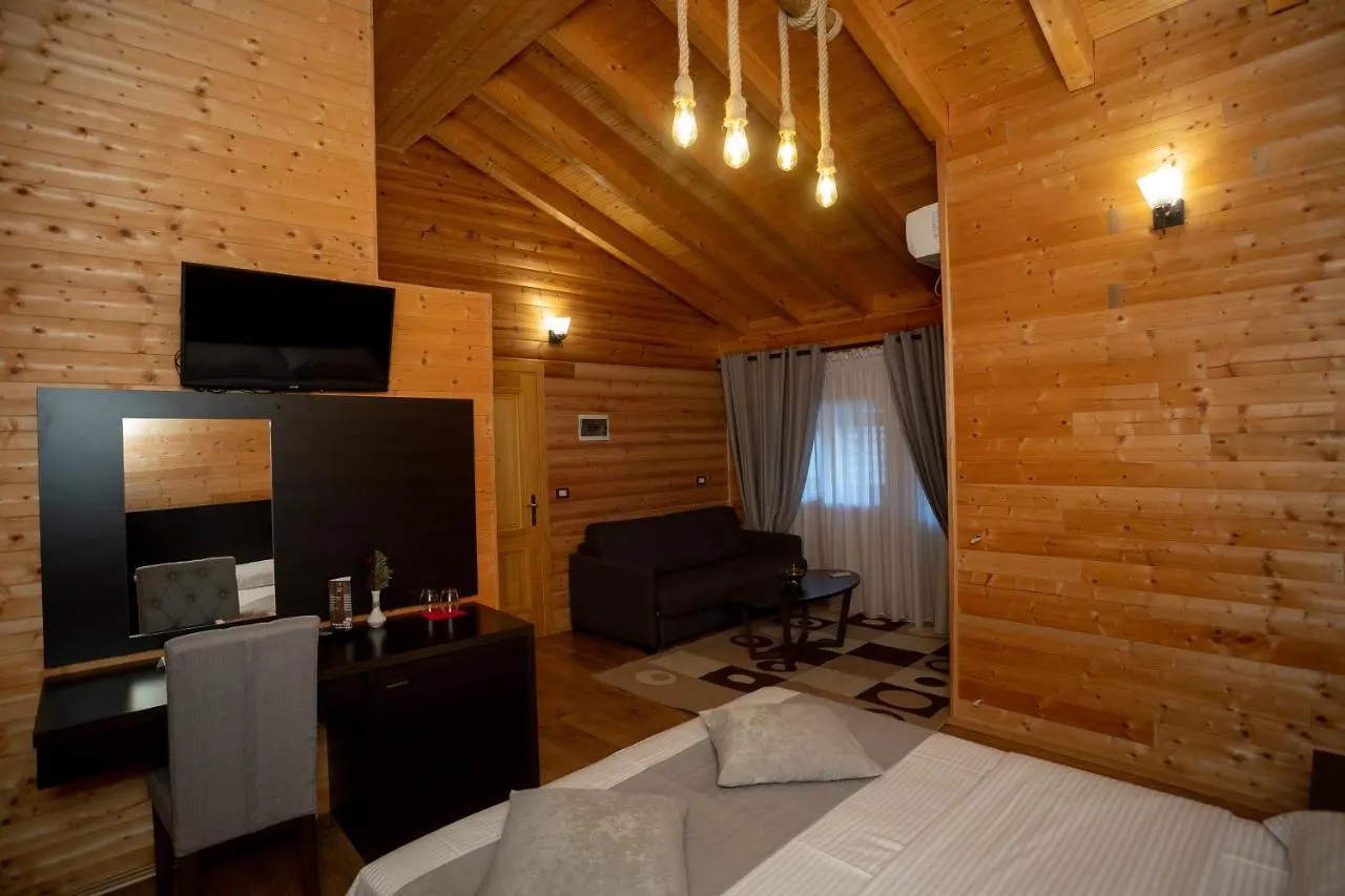 Hotel Shpija E Gjyshit Canaj
