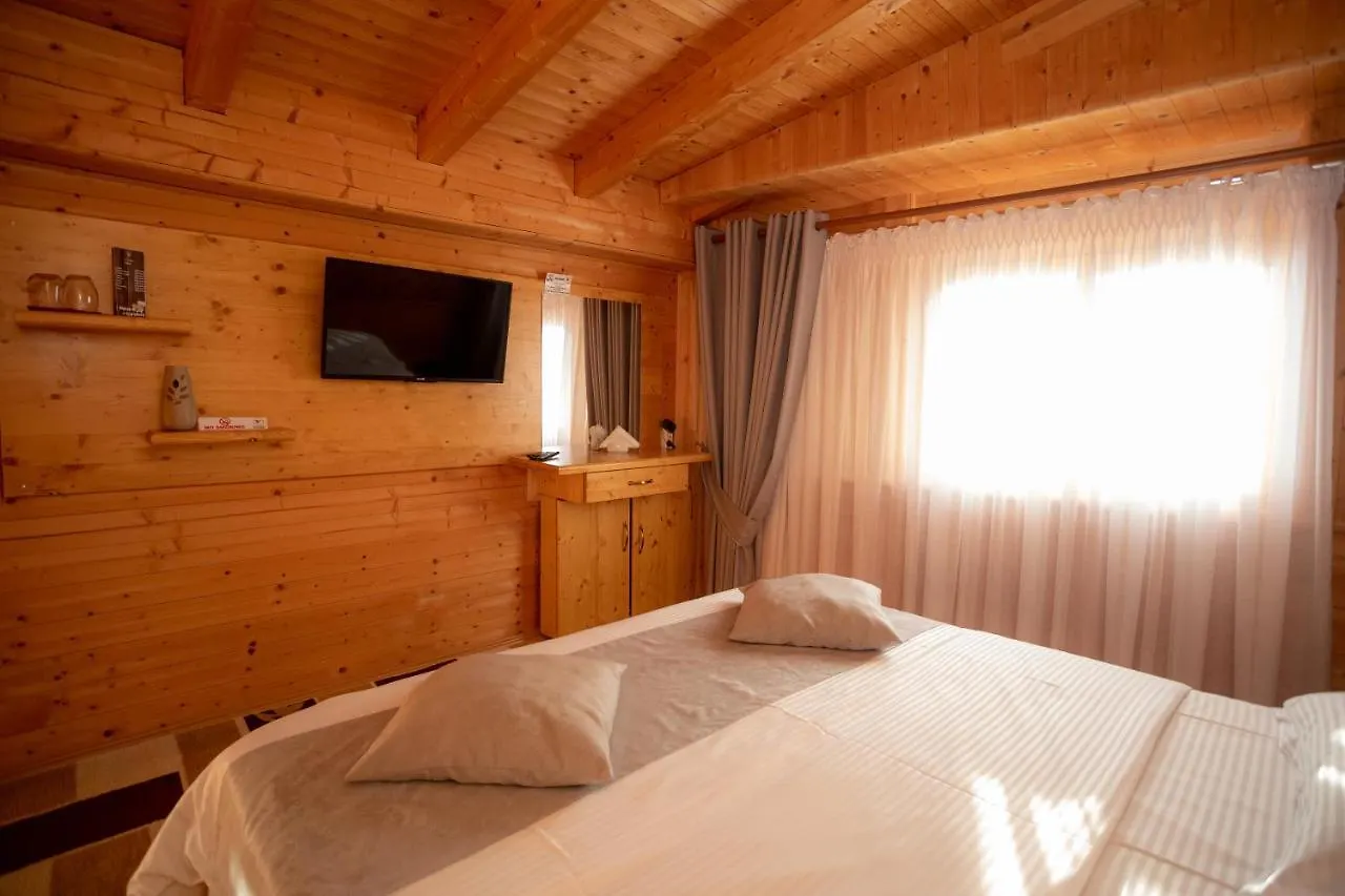 Hotel Shpija E Gjyshit Canaj