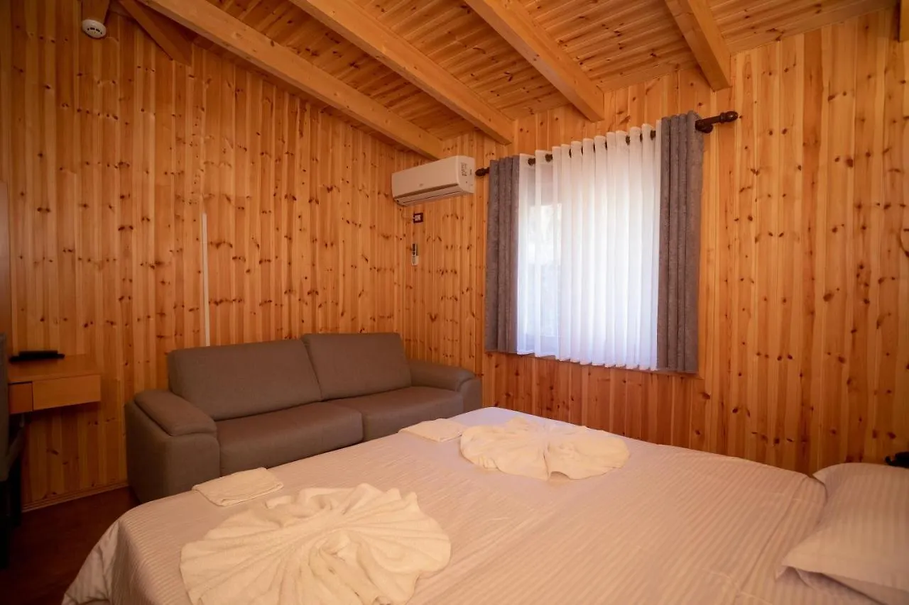 Hotel Shpija E Gjyshit Canaj