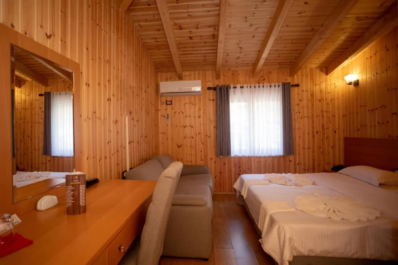 Hotel Shpija E Gjyshit Canaj