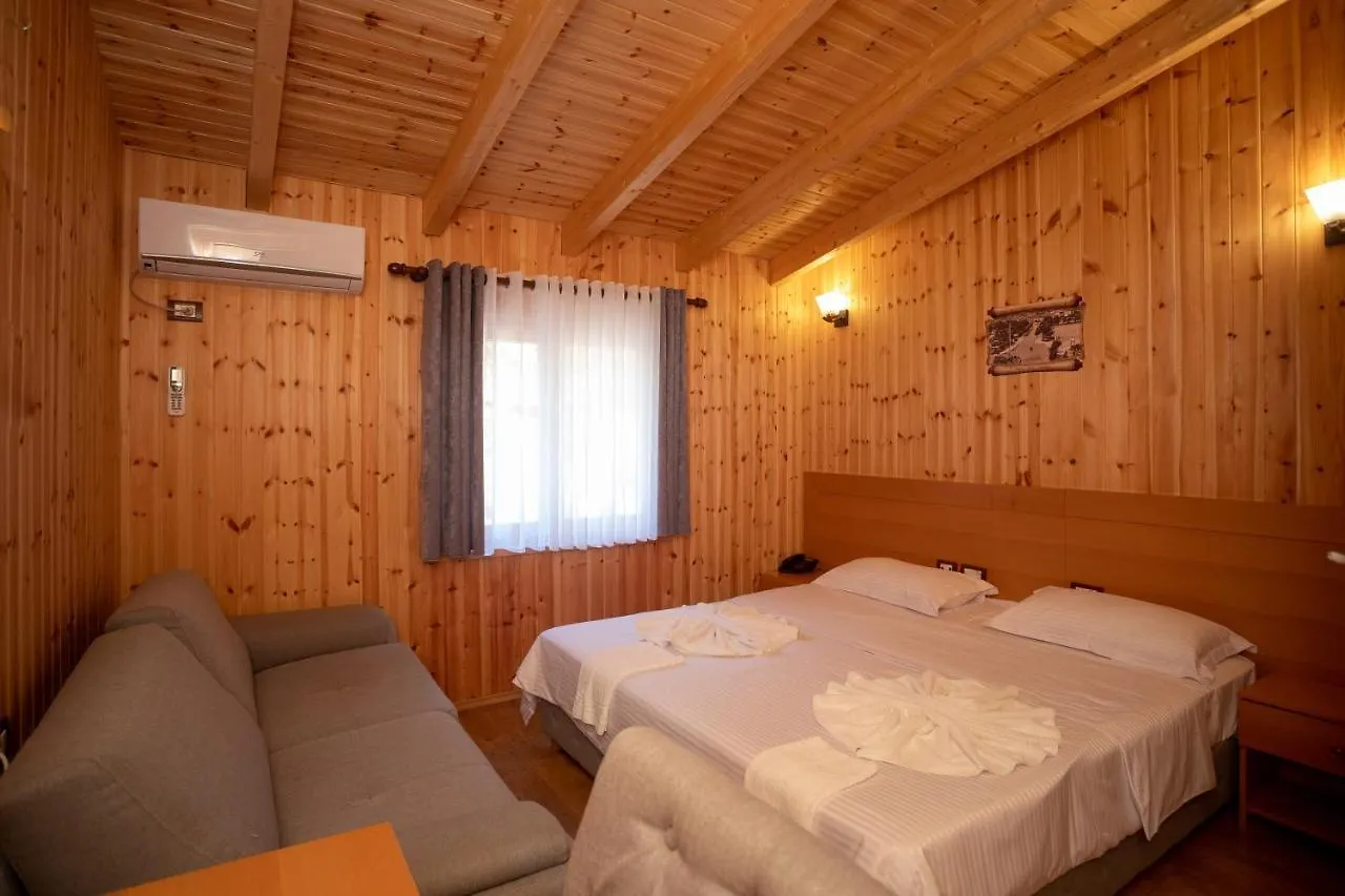 Hotel Shpija E Gjyshit Canaj