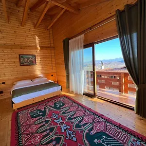Wooden House *** Canaj